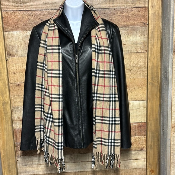 Burberry Cashmere Scarf traditional check print - Picture 1 of 14